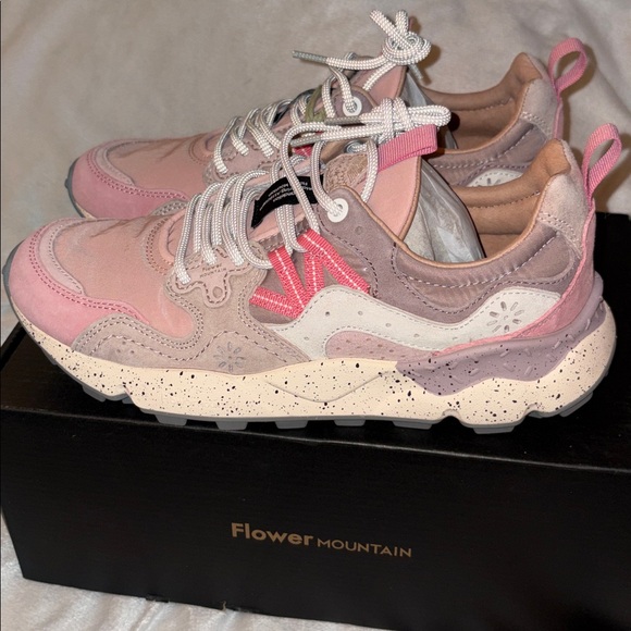 NWT Flower Mountain Yamano 3 Sneaker in Cipria Beige - Picture 12 of 14